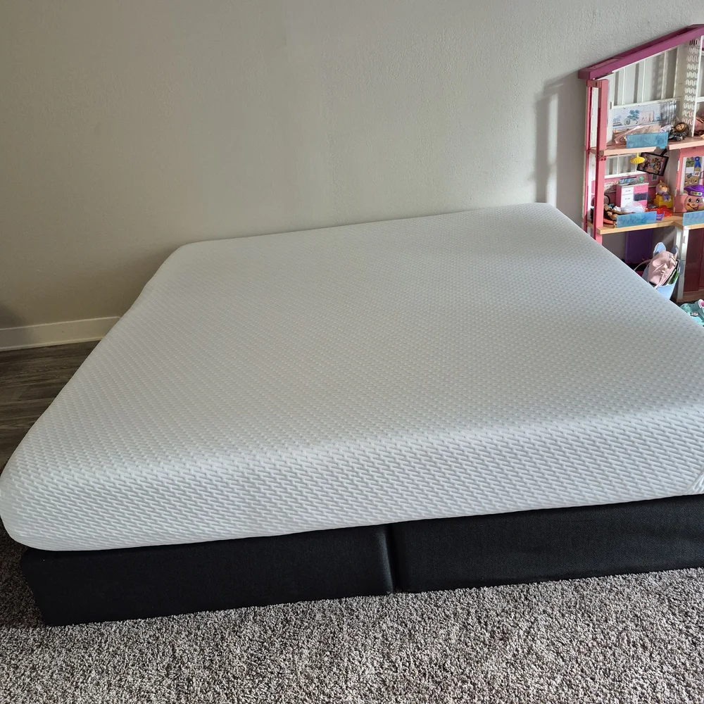 White Mattress